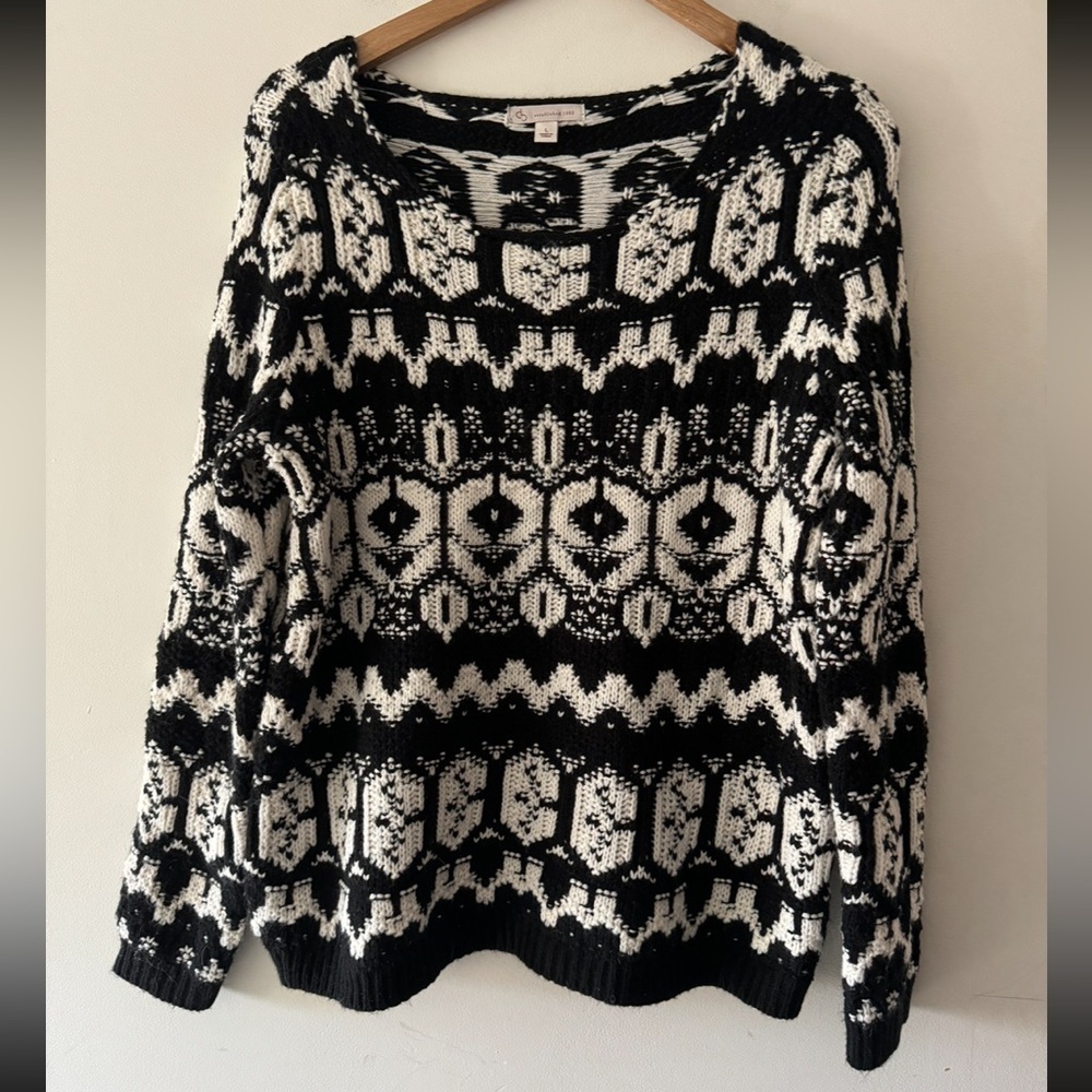 Vintage Black & White Sweater